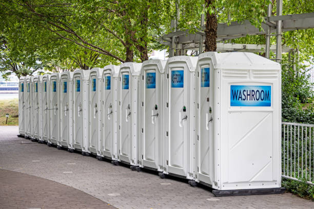 Portable Toilet Options We Offer in Hillsboro, KS
