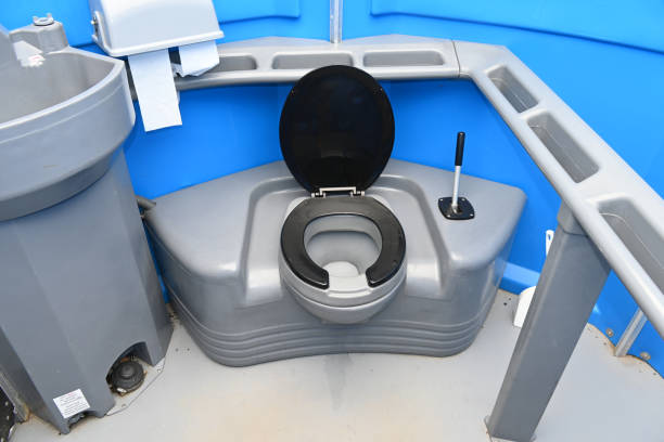 Best Portable toilet rental cost  in Hillsboro, KS